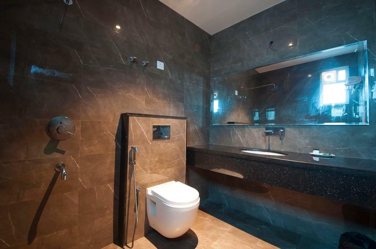 Hotel Z Suites- Delhi Igi Airport 뉴델리 외부 사진